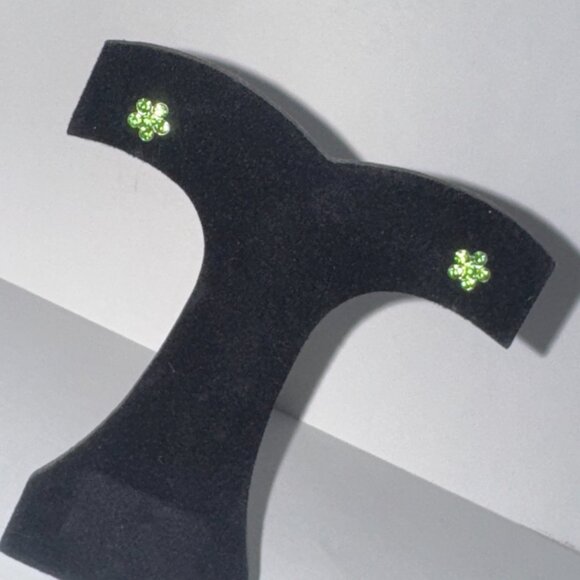 7mm Green Flower Cz And Sterling Post Earrings - Picture 4 of 12